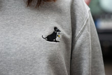 Lade das Bild in den Galerie-Viewer, Unisex Sweater Heather Grey